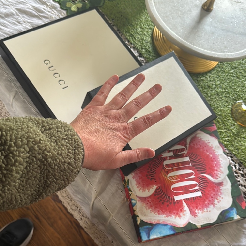Floral Box only Gucci Gift Box - Picture 7 of 11